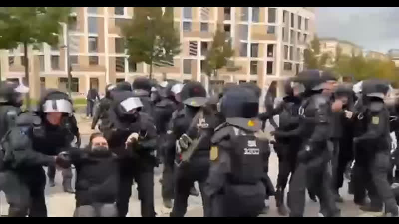 Чего то у фрицев сегодня не спокойно их нравы