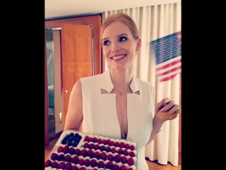 What a beautiful #july4th surprise! sending so much love to my countrymen from across the sea! #independanceday