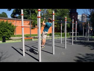 Подтягивания нижним хватом (chin ups)