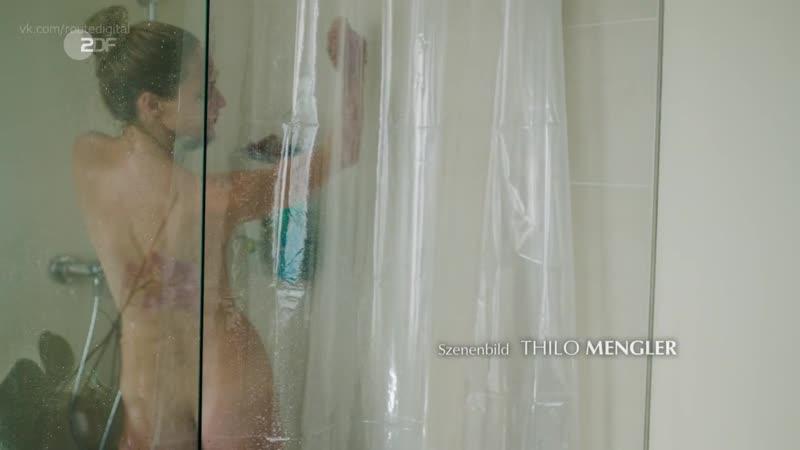 Sophie von kessel nude du bist nicht allein (2018) 720p watch online / софия фон кессель ты не одинок