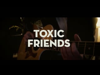 Ericka janes toxic friends (acoustic live)