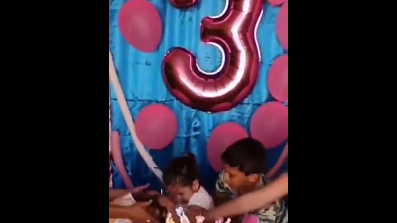 Обидели малышку