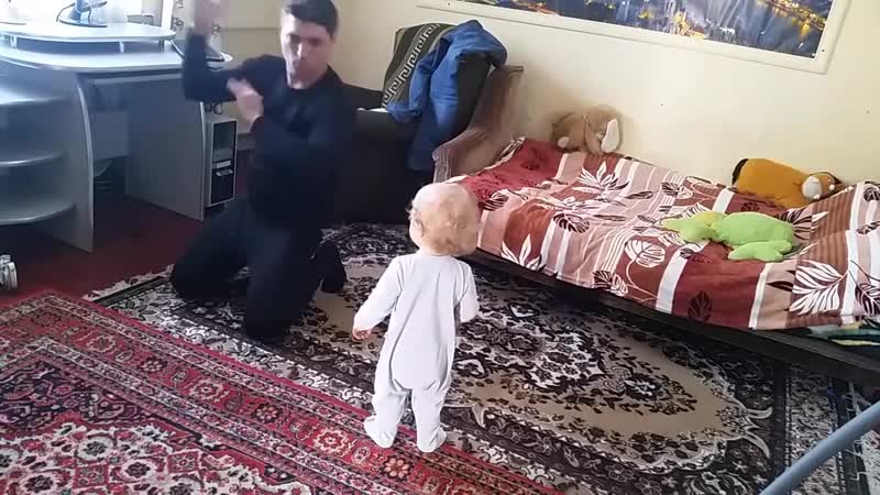 Дочу оставили с папой и вот что из этого вышло))