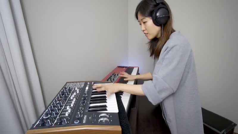 Double keyboard fun with my first analog synthesizer (arturia minibrute 2)