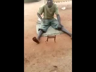 Чувак мочит ржачно и смешно 2020 (240p) mp4