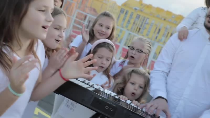 Гімн україни наталія могилевська та учні школи зірок talant school (2019)