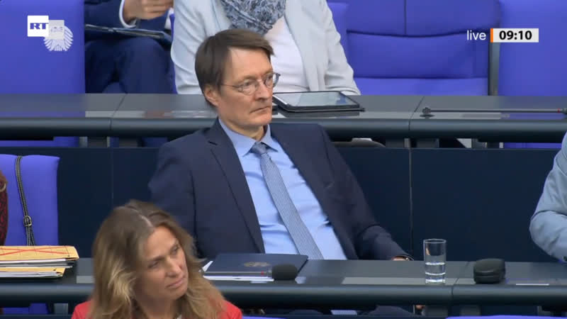 Live 107 bundestagssitzung | pflegegesetz | schutz von kindern vor sexuellem missbrauch