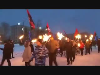 Славянск, донецкая область, час назад!!! степан бандера