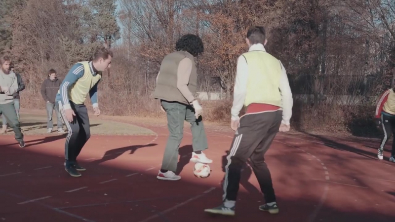 Fc bayern prank! alaba, ribéry und rafinha nehmen berufsschüler auf den arm