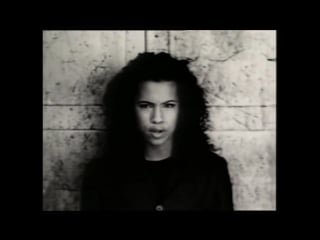 Youssou ndour 7 second