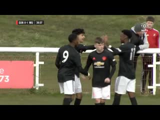 Iqbal sending two sunderland players for lunch