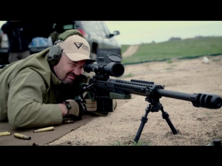 Larry turns off a minivan