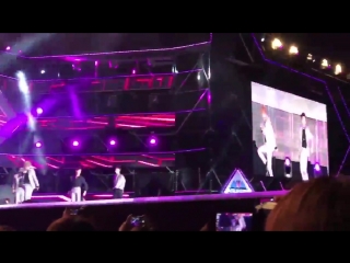 Fancam 21 10 17 b a p wake me up @ «gangjin kpop concert»