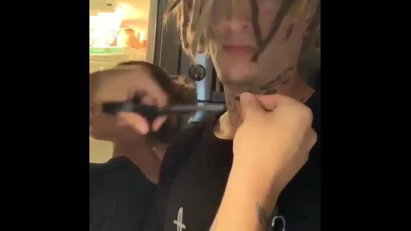 Футболистка надя карпова срезает дред kizaru