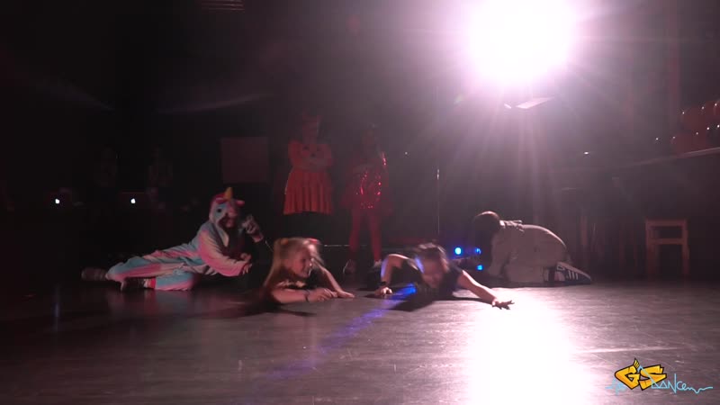Kirs porn video – Gs halloween/hip hop porn (8 12)/настя kirs