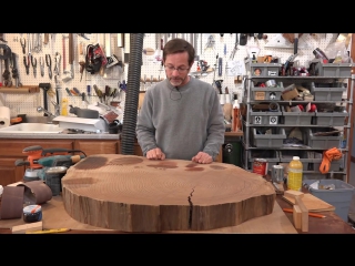 How to flatten a wood slab on your workbench with a router