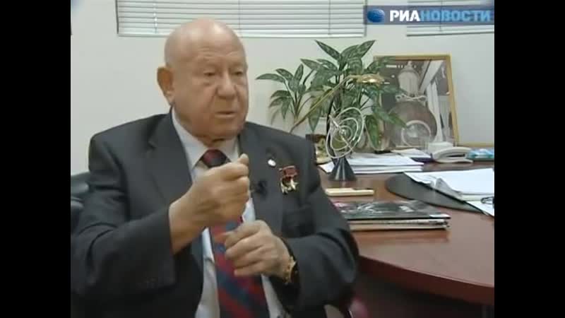 Леонов американцы были на луне