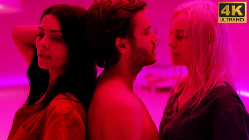 Он получит 5 млн $, если проведёт в одной комнате 50 ночей только с одной девушкой, но появилась она краткий пересказ