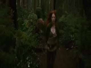 The twilight saga new moon victoria chased by wolves scene