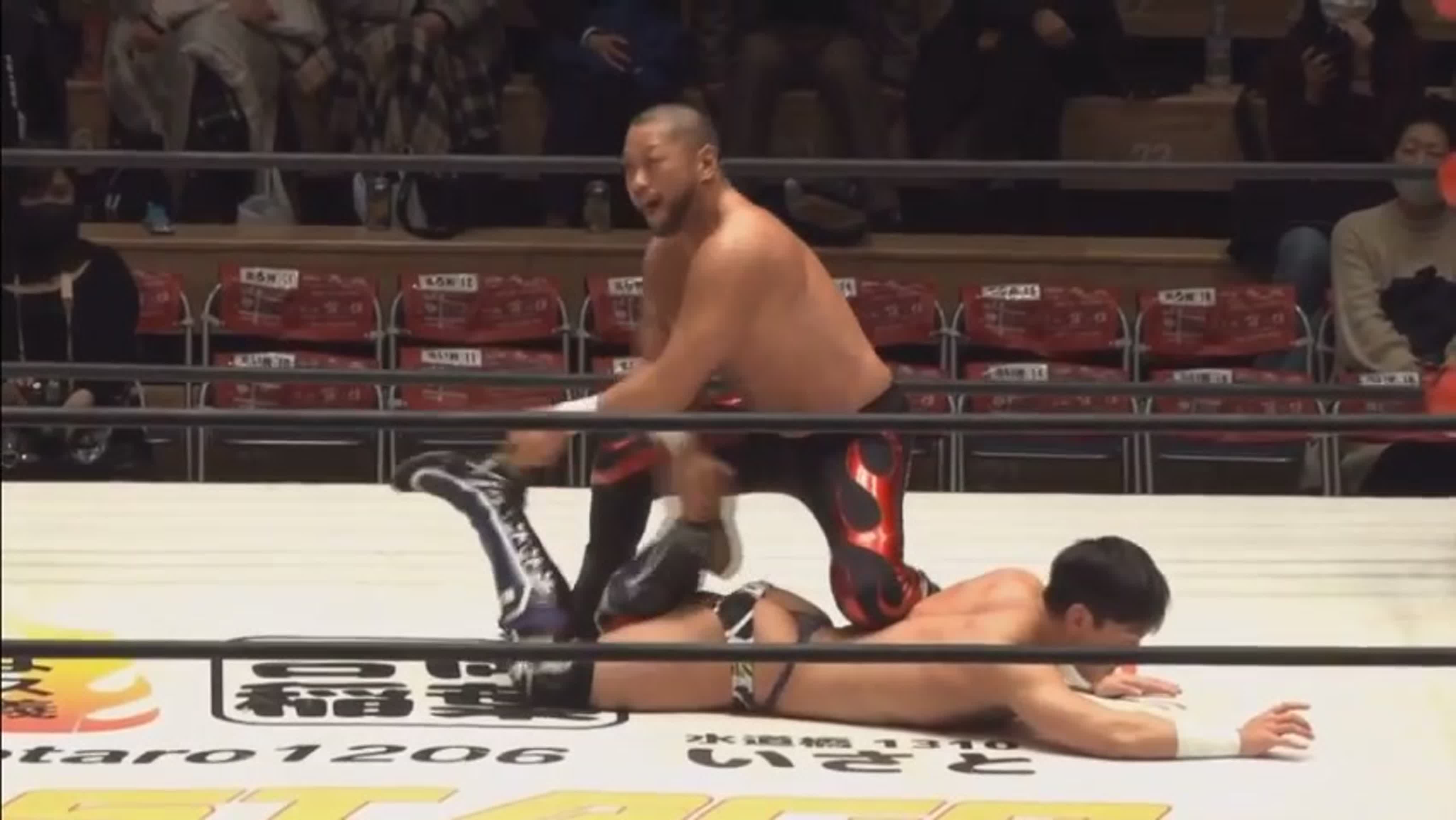 Dick togo & mineo fujita vs koju takeda & yusuke kodama