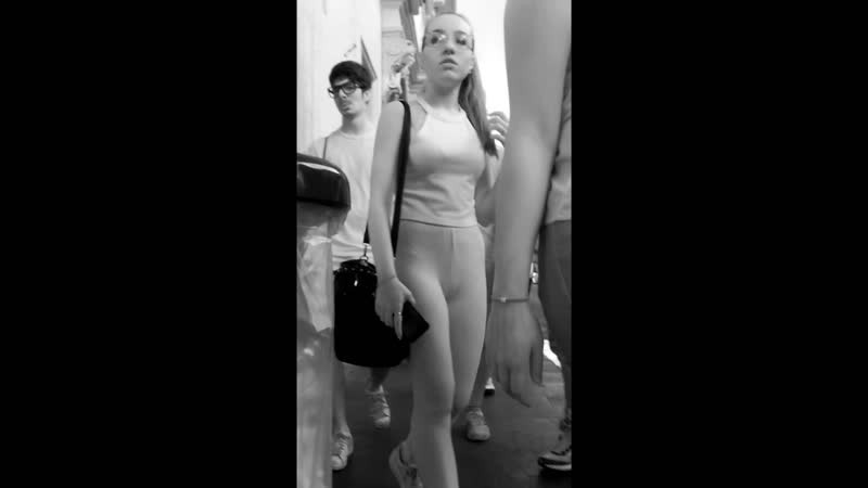 Candid oversee girls ( sexy glamour )