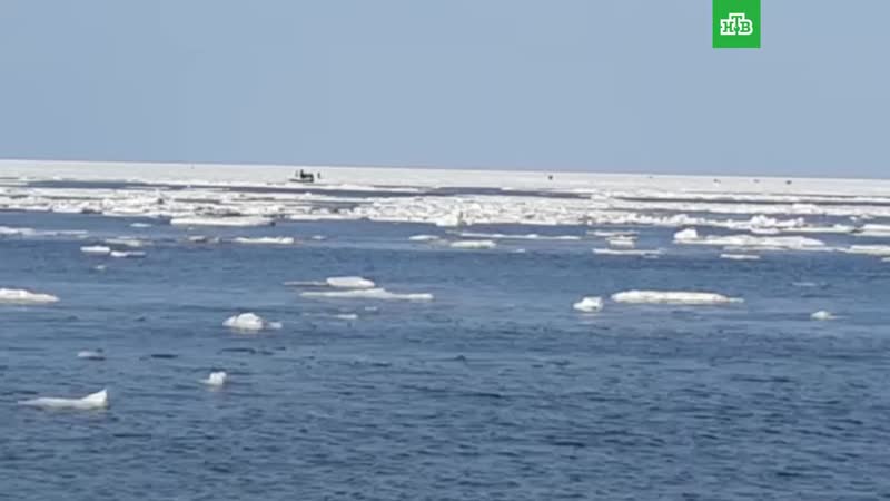 Масштабная спасательная операция развернулась на сахалине там оторвало от берега льдину с сотнями рыбаков