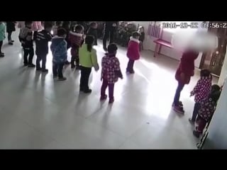 Утренник в молодые саду