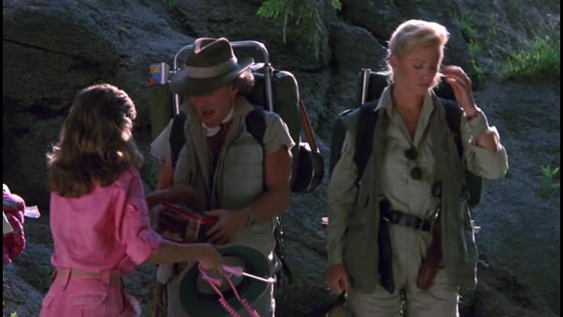 Женщины каннибалы в смертельных джунглях авокадо / cannibal women in the avocado jungle of porn (1989)