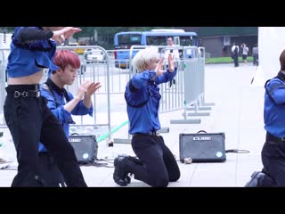 Fancam | 180619 | wow (a c e take me higher) @ seoul city hall lunch busking