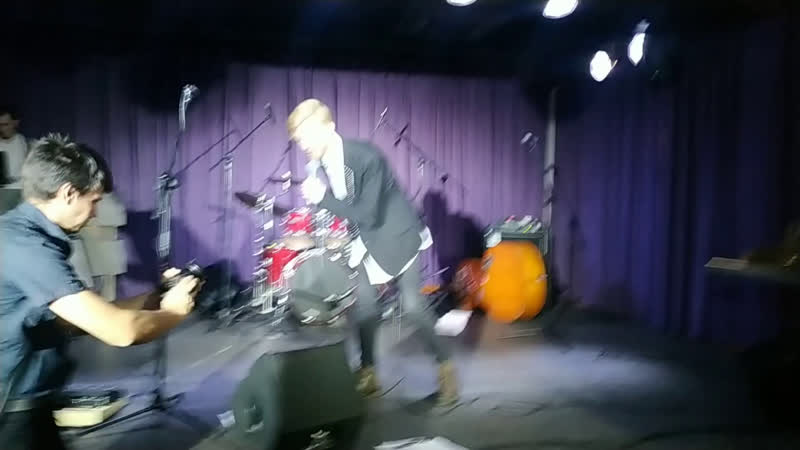 Live жители невского района