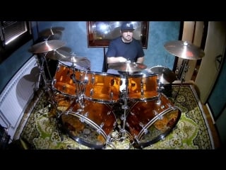 Ludwig vistalite amber recorded with 2 room microphones take two