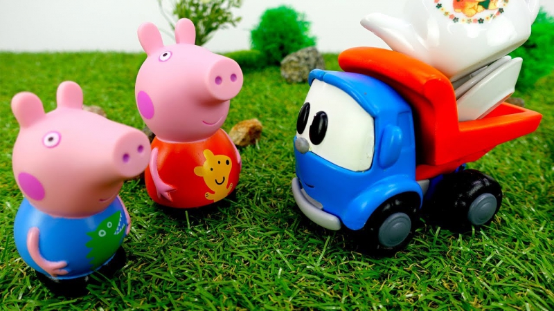 Грузовичок лева и свинка пеппа выбираем подарок на день рождения мамы свинки! игры с #машинкалева