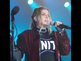 Fergie let's get it started (live @ feinstein summer concert)