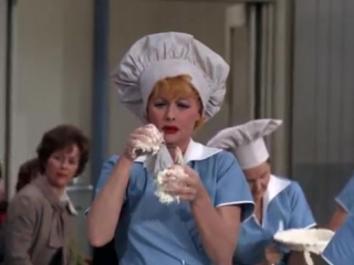 The lucy show s02e28 lucy enters a baking contest