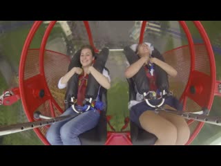 Catapult slingshot attraction катапульта рогатка аттракцион юбка skirt upskirt live спалилась школьница школа звонок выпускной