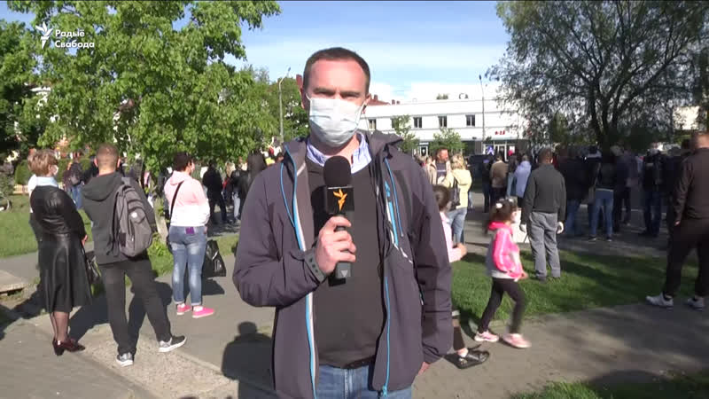 Блогер ціханоўскі зьбірае подпісы, людзі патрабуюць перамен ужывую