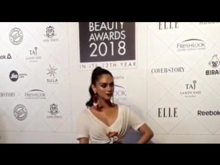 Aditi rao hydari looking hot at elle beauty awards 2018