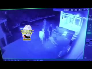 В братске молодые человека