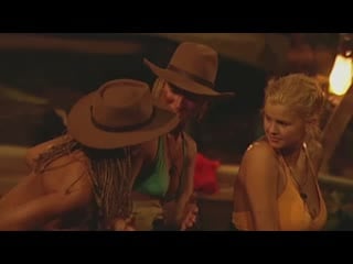 Jordans boob slip caused by peter ¦ im a celebrity get me out of here!