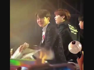 Hoseok was saying how its so hot at the venue and proceeded to fan armys with his hands bu