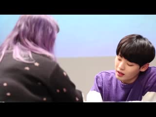 191117 fansign the tables have turned this time i made chan tell me a joke! he though