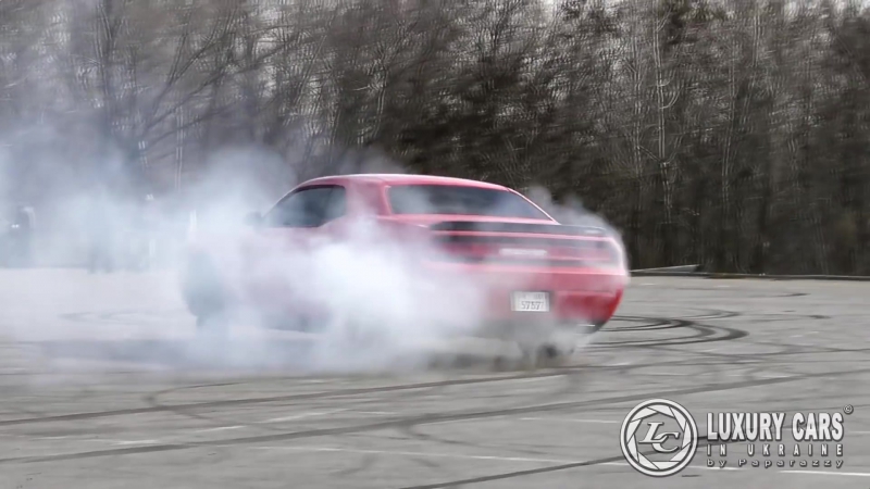 Dodge challenger srt8 burnout и эпичная концоа