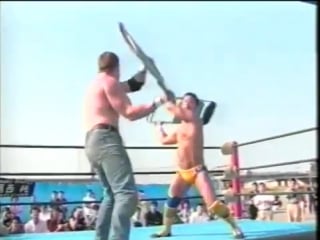 Wifebeater vs tomoaki honma