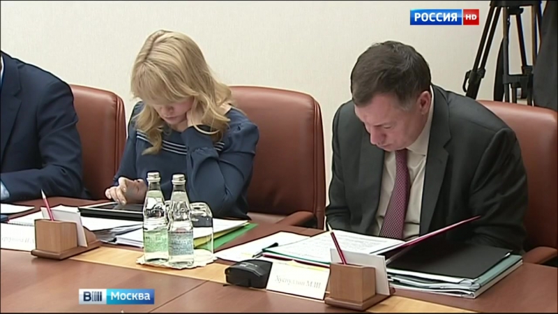 Семьям porn video – Нуждающимся московским семьям выдадут электронные сертификаты на молодые товары