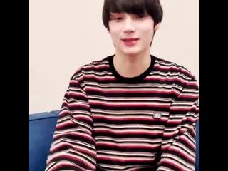 Hueningie on vlive naming his plushies 🥺