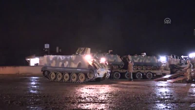 A large number of armored vehicles have been deployed at the syrian border to be shipped to idlib