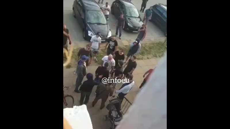 Немецкие нацики избили чеченцев толпой в германии