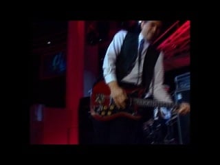 Nirvana porn me, pennyroyal tea, drain you (live on 'nulle part ailleurs' paris, france)