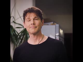 A ha morten harket and bunty bailey relive "take on me" scene