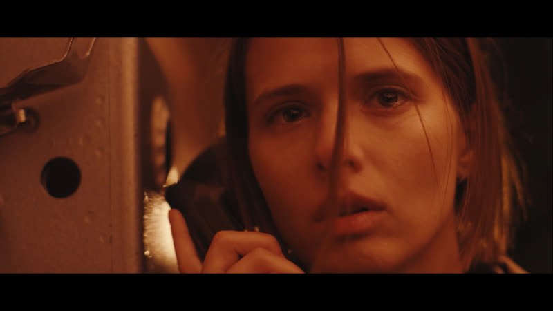 Тизер #1 сибирского веб сериала "соцсети" в главной роли любовь аксёнова